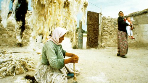 Spinning wool central Anatola