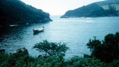 Refuge in Gideros cove